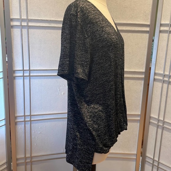 *Calvin Klein Heathered Gray Soft Short Sleeved Top - Picture 7 of 7